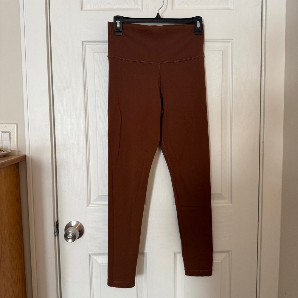 Aritzia TNAction Brown Leggings – High-Rise Activewear Size M